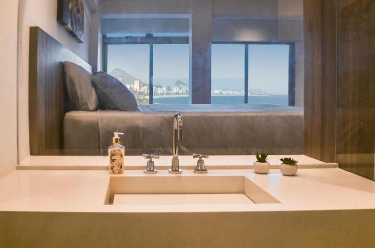 Beach Loft Next to the Sheraton Leblon