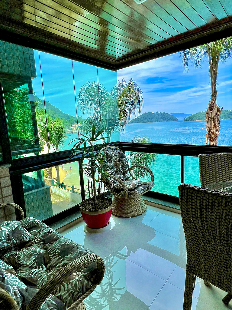 Dreams’ Refuge! Private Beach and 5-Star Leisure at Porto Re