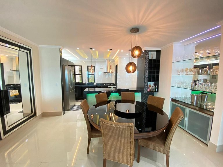 Dreams’ Refuge! Private Beach and 5-Star Leisure at Porto Re