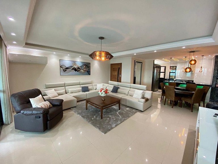 Dreams’ Refuge! Private Beach and 5-Star Leisure at Porto Re